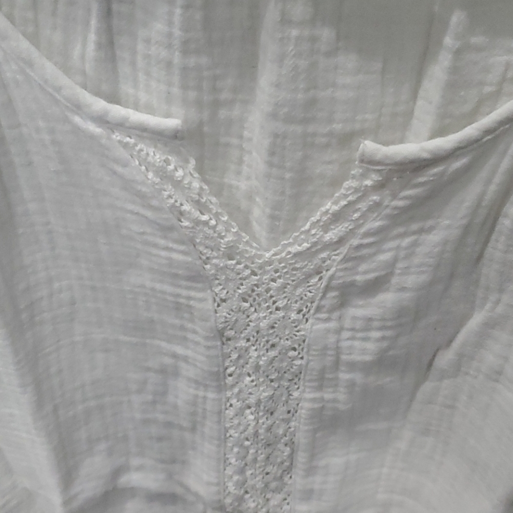 Top - Picture 2 of 2